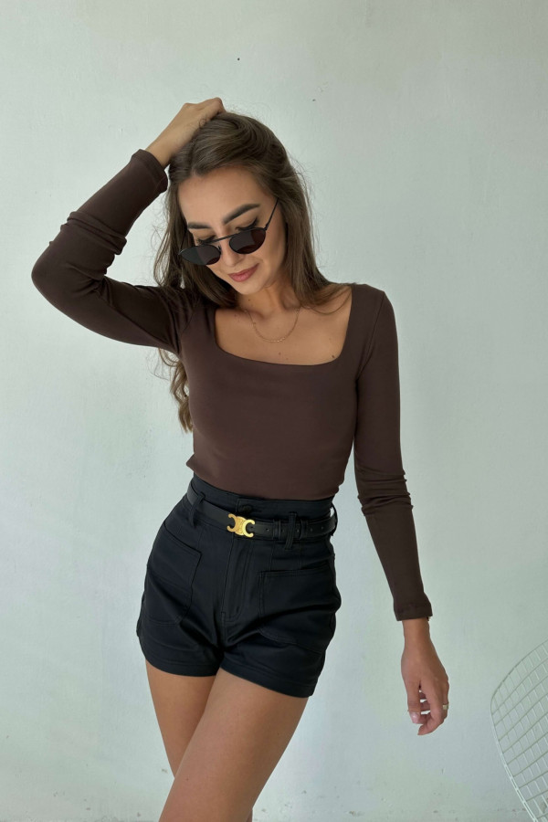 Gładka bluzka z dekoltem w kwadrat brązowa