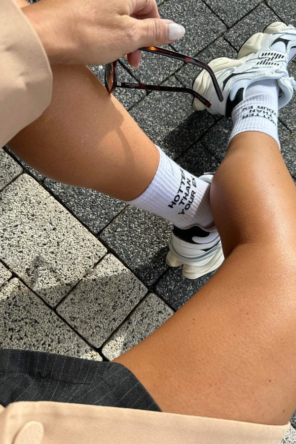 SKARPETKI HOTTER THAN YOUR EX WHITE