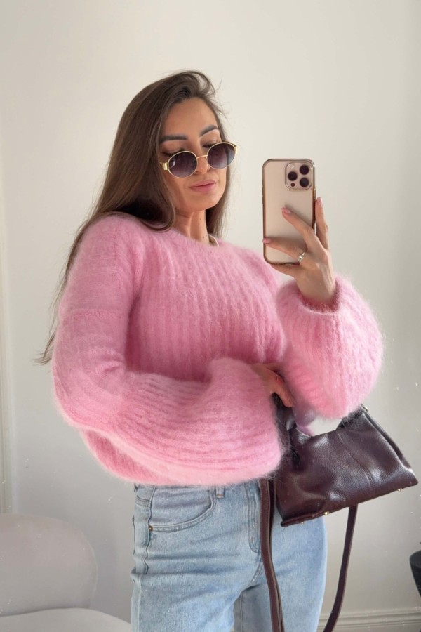 Sweterek 81% superkid mohair Yarn różowy