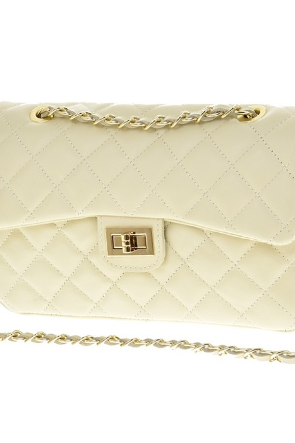 Torebka Chanelka ze skóry naturalnej kremowa
