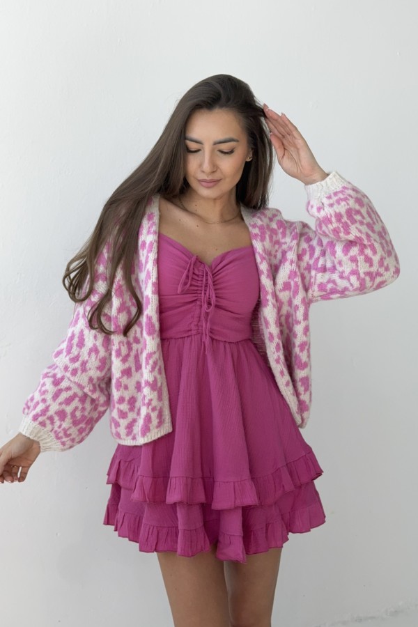 Kardigan w panterkę różowy