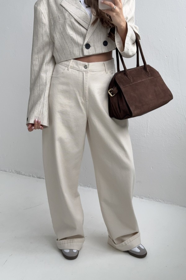 Spodnie banana leg beżowe