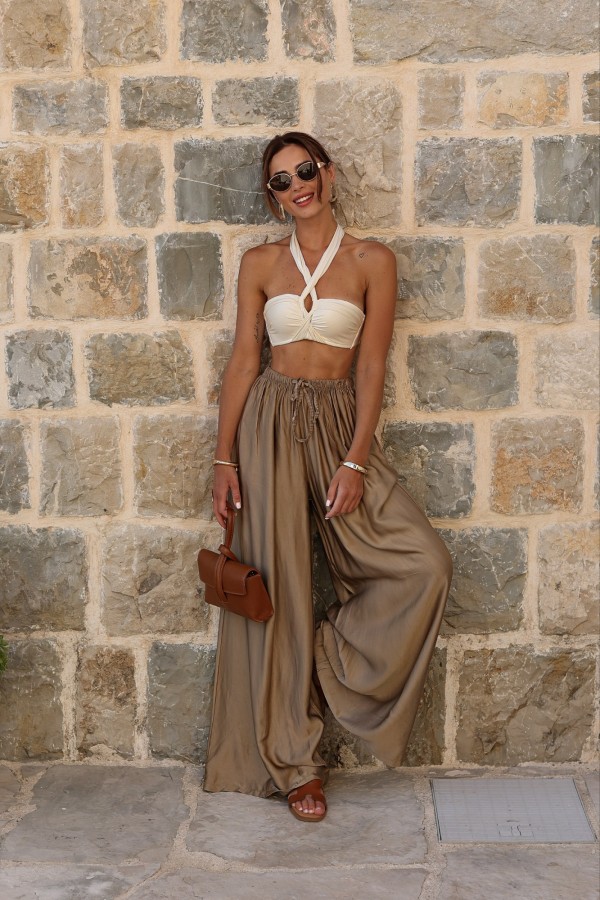 Spodnie Capri z wiskozy i jedwabiu prosta nogawka z kieszeniami i wiązaniem camelowe