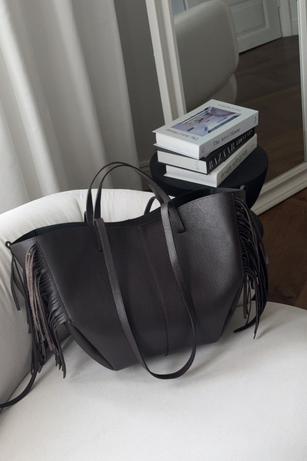 Skórzana torebka Poli maxi z frędzlami czekoladowa