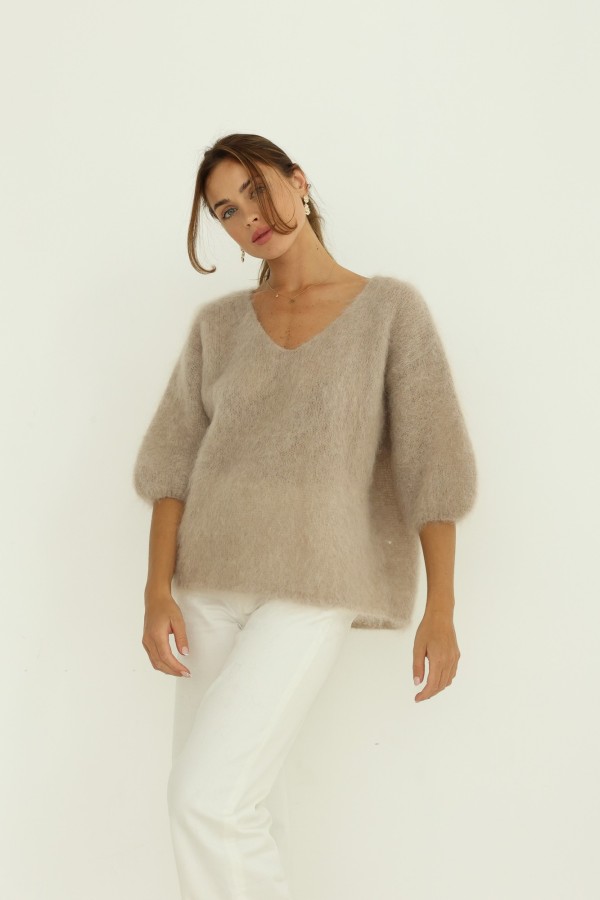 Sweter delkolt V z krótkim rękawem 81% kid moher beżowy