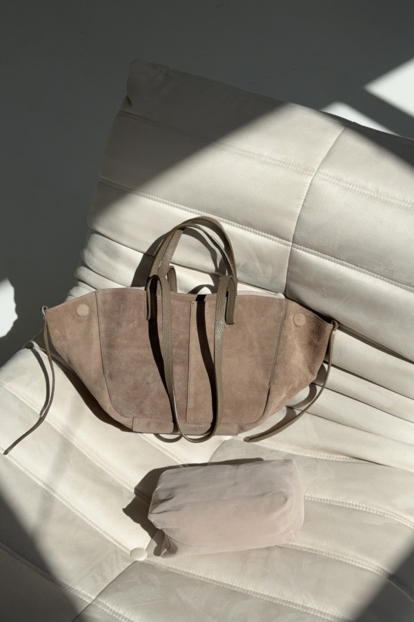 Torebka Valeria ze skóry naturalnej zamszowej fango