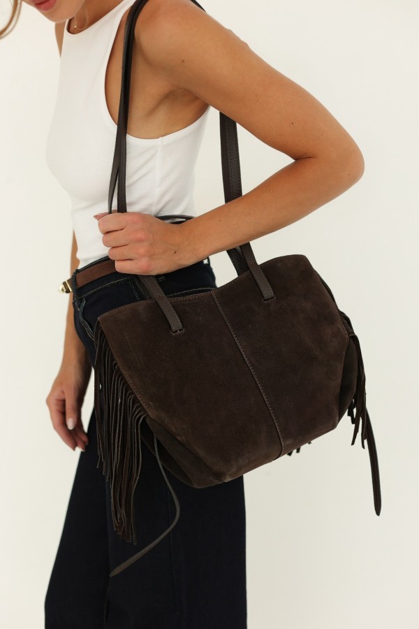 Skórzana torebka zamszowa Poli midi z frędzlami czekoladowa