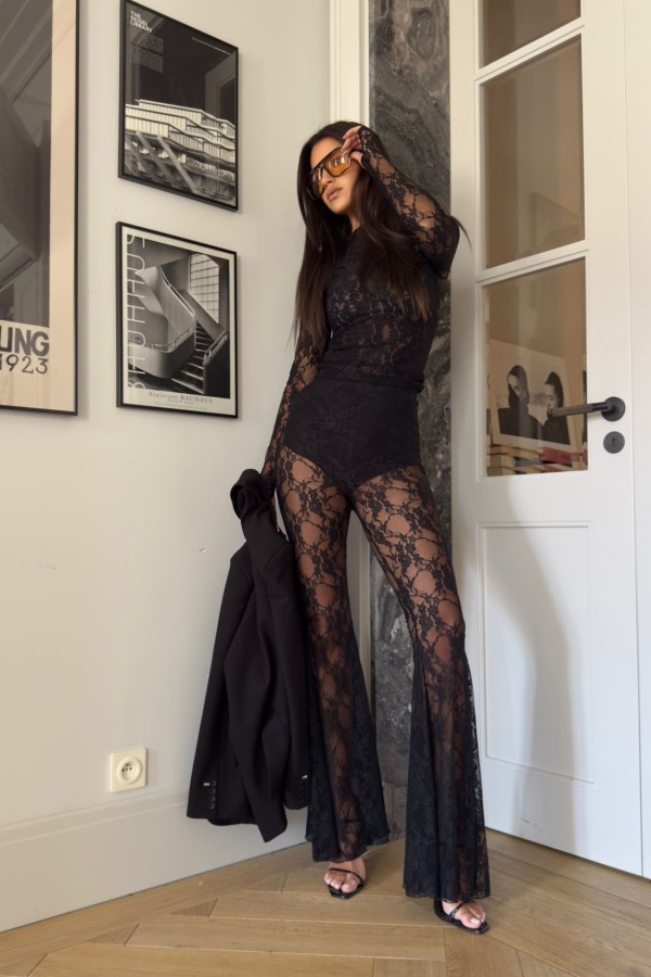 Bluzka koronkowa czarna