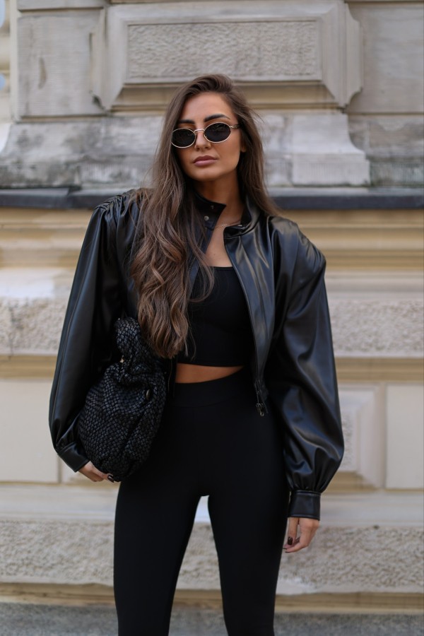 Bomberka z marszczeniem czarna