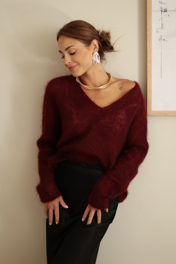 Sweter premium z kid moheru 80% Sofi dekolt V bordowy