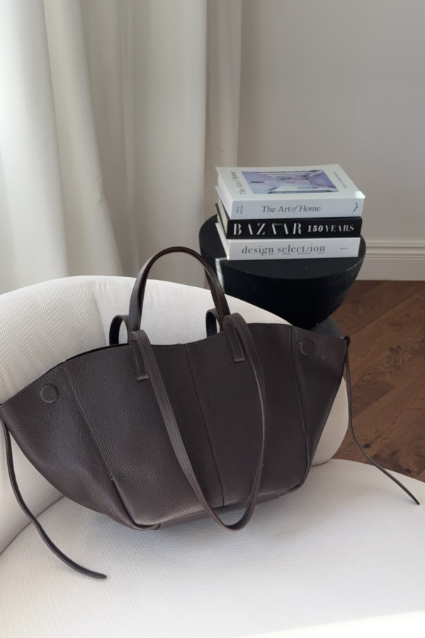 Torebka Valeria ze skóry naturalnej czekoladowa