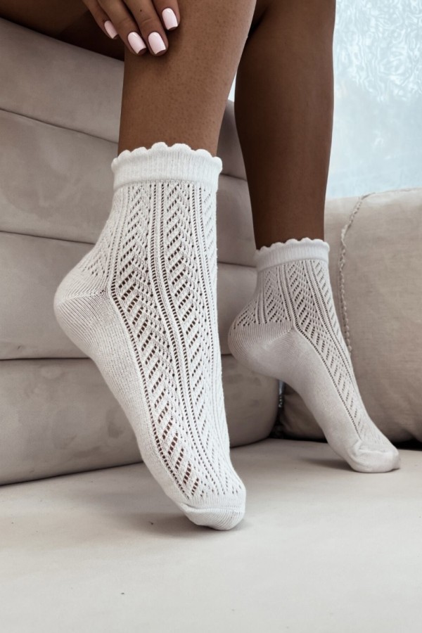 Skarpetki ażurowe bawełniane białe