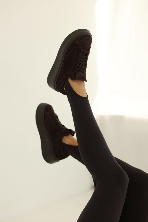 Sneakersy Ferro na ciężkiej podeszwie gorzka czekolada