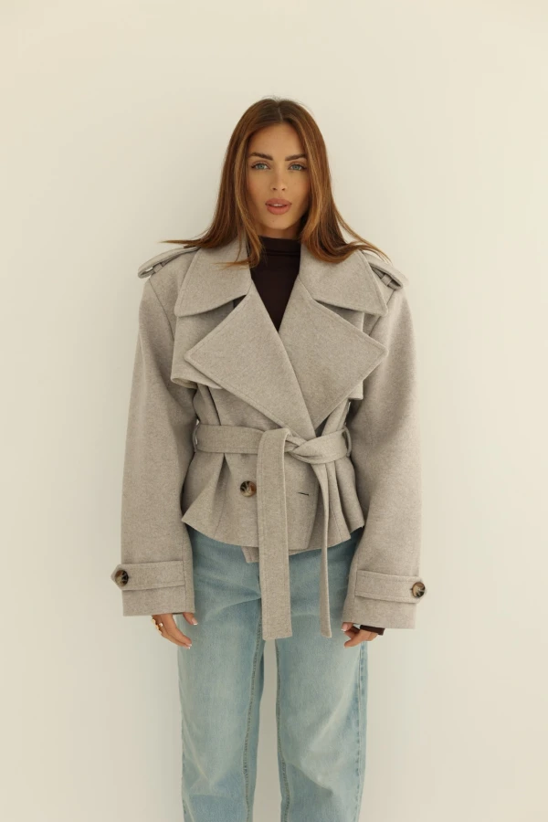 Kurtka / płaszcz o krótkim kroju jasny szary