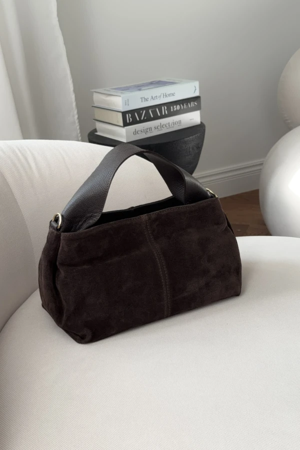 Skórzana torebka Bella zamszowa czekoladowa