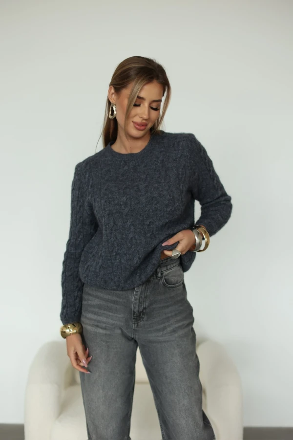 Sweter 30% baby alpaca w warkocz grafit