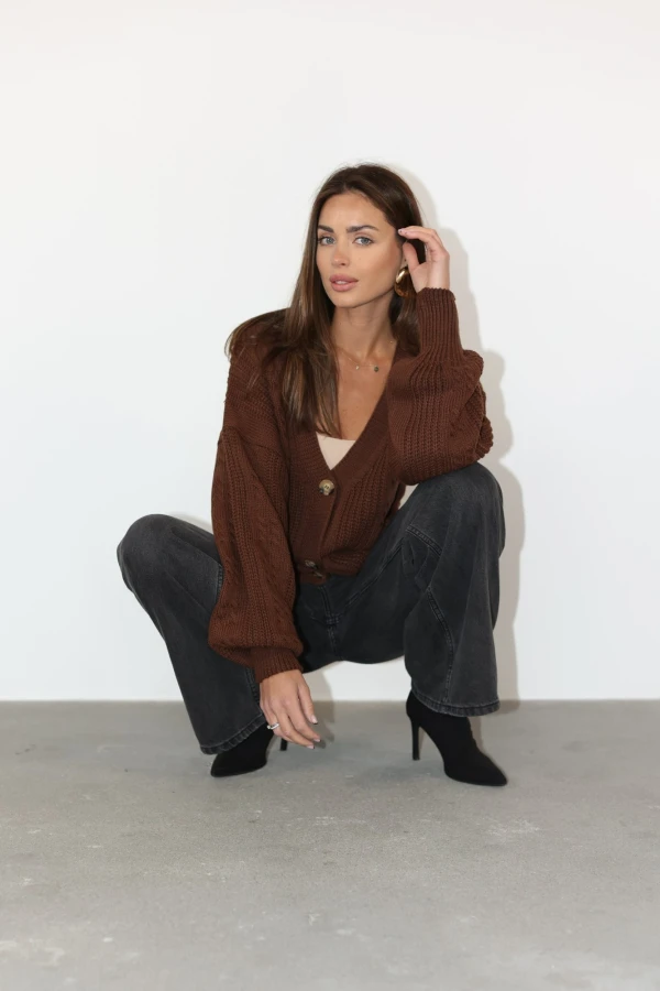 Kardigan w warkocz Camila czekoladowy