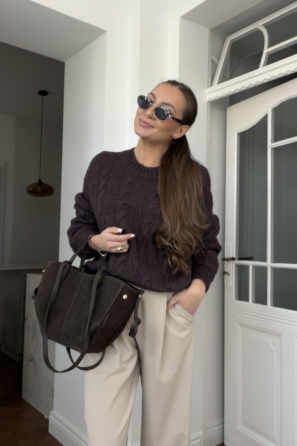 Sweter w gruby warkocz czekolada