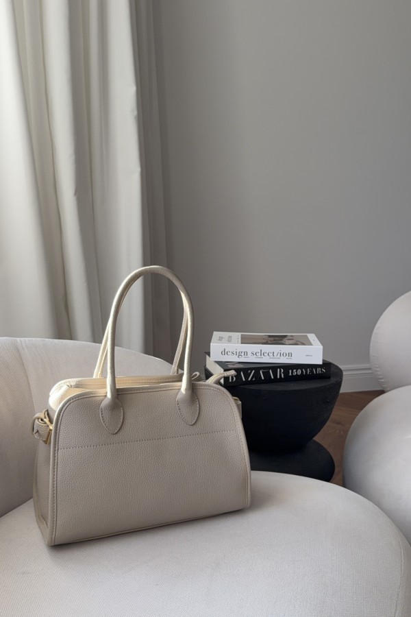 Skórzana torebka ROW midi jasnobeżowa