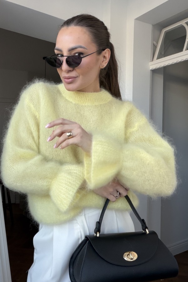 Sweter 81% kid mohair rękaw z falbanką pastelowy żółty