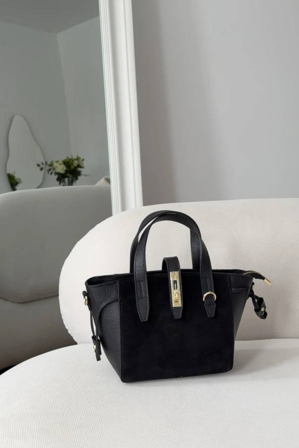 Torebka skórzana z elementem zamszowym kuferek Marcella czarny