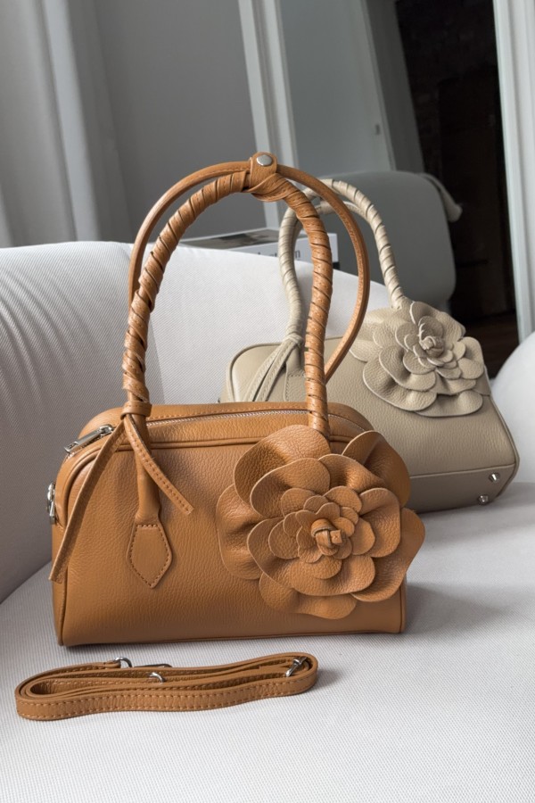 Torebka damska ze skóry naturalnej Kimberly camel