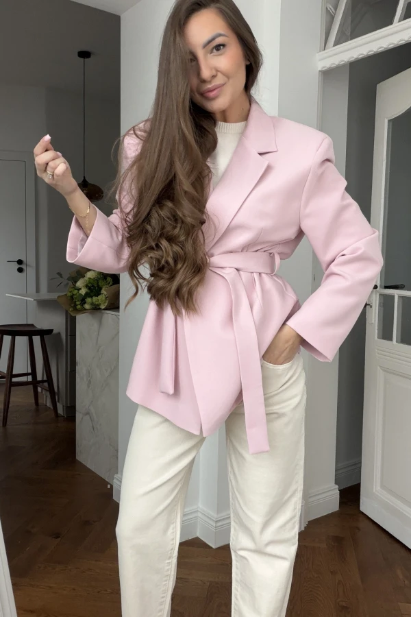 Marynarka Bria wiskozowa z wiązaniem pudrowy róż