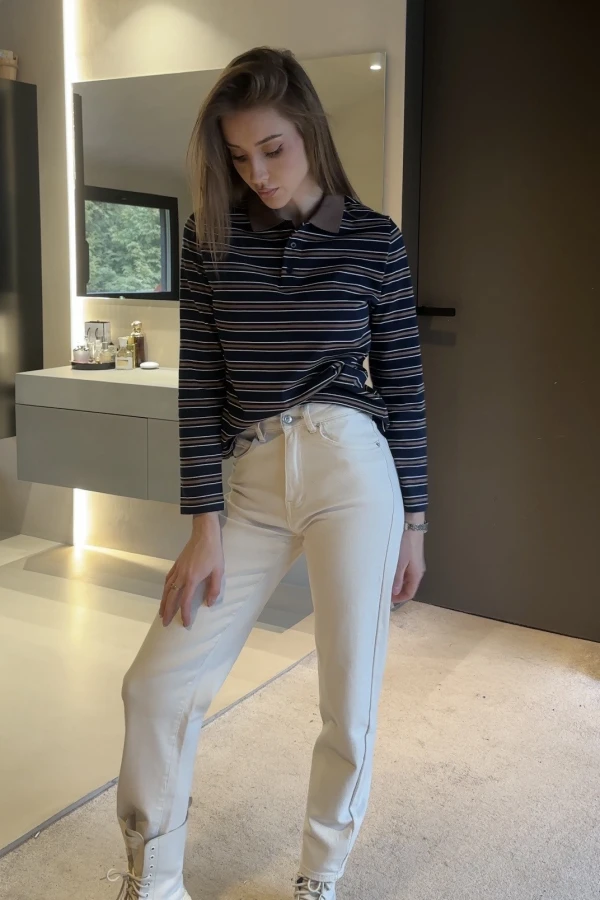 Longsleeve z kołnierzykiem i guziczkami granatowy