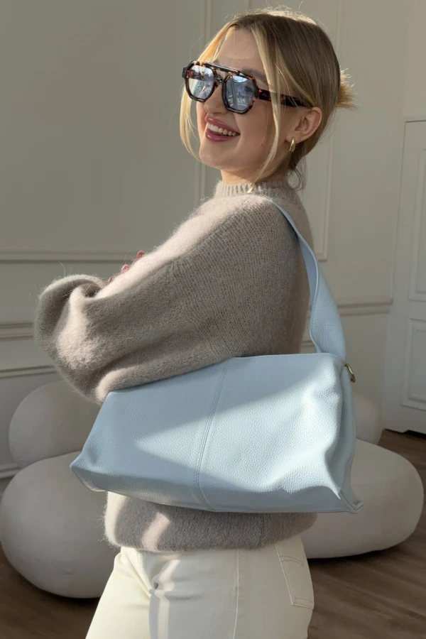 Torebka ze skóry naturalnej Judy baby blue